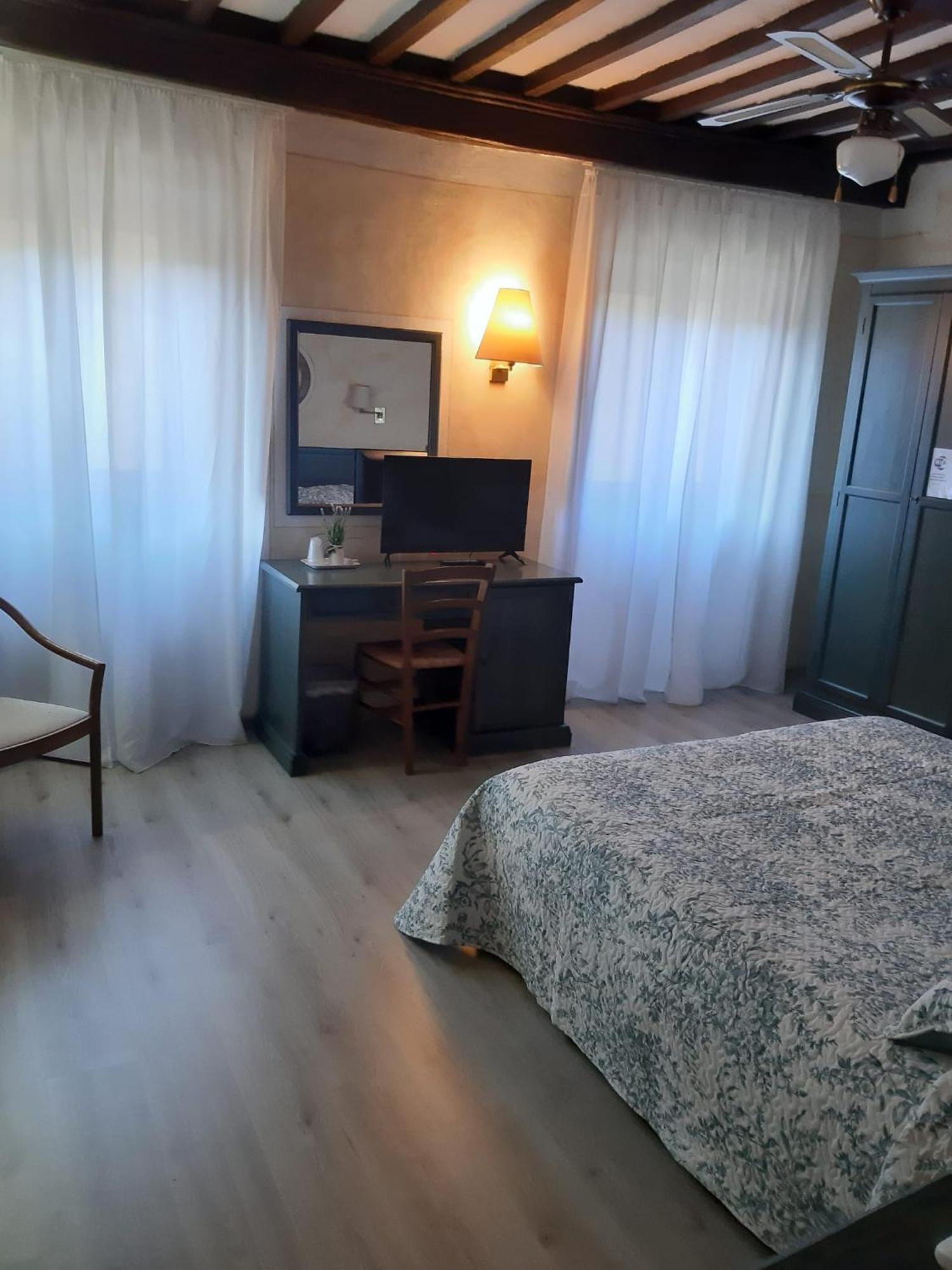 Hotel Borgo Antico Bibbiena Eksteriør bilde
